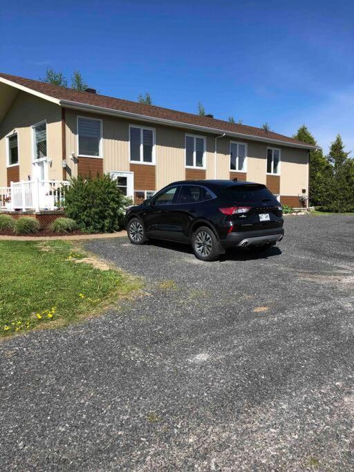 Aux Quatre Vents 4,5 Grand Logement Prive Lac-Megantic ภายนอก รูปภาพ